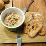 オー・ペシェ・グルマン - 鴨のリエット（900円）