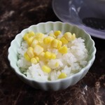 自家製麺 ら～めん かり屋 - コーン入りひと口ごはん