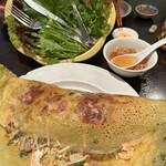 ベトナムちゃん - バインセオ（ベトナム風お好み焼き）1,500円