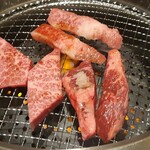 焼肉さんかく - 