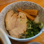 Ramen Kuro No Ki - チャーシュー丼（￥230