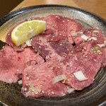 Horumon Yakiniku Tomiya - 