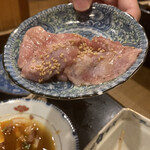 炭火焼肉ホルモンしま田 - 