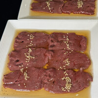 老舗精肉店直送 千種焼肉 飛騨牛の奴隷 千種店 - 