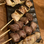 秋葉原 串吟 3号店 - いろいろ2本を連打