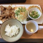 秀鳳 - 焼肉定食（900円）