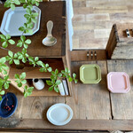 Tasty n Peter - 2号室のショップ内にあります為、食器や雑貨も購入できます。