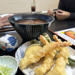 郷土料理 武田 - 天ぷらうどん