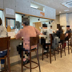 自家製麺 くろ松 - 店内の様子