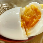 自家製麺 くろ松 - ねっとり味玉