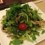 タイ国料理　チャイタレー - ヤムガポムー