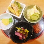 お酒とごはん 菜な実 - 野菜料理の盛り合わせ 小盛（850円）