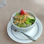 洋食屋テルミーヌ - 針生姜入りドレッシングが美味しい、量も見た目より有ります