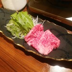 208264214 - うにのしゃぶしゃぶ（和牛ロース肉、野菜）