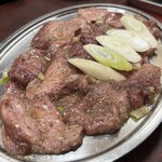 東京園 - タン塩(5人前)