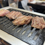 東京園 - タン塩