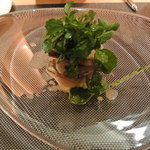 saveur - 支笏湖産チップ(ヒメマス）の瞬間スモーク　クレソンのサラダ