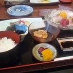 はな屋 - 刺身定食