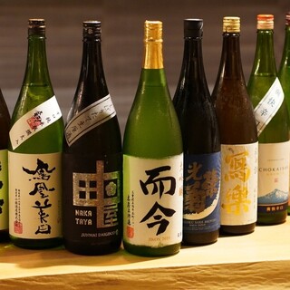 A wide selection of sake, shochu, etc. Pair with food for a blissful time