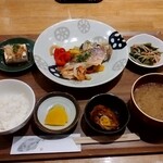 Aburidokoro Musashi - 本日のお魚ランチ 赤魚アクアパッツァ1100円税込
