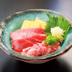 Raw bluefin tuna 3 colors small bowl