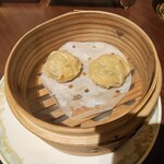 翠亨園 - 九条葱入り蒸しまんじゅう