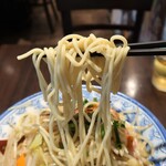 伊万里ちゃんぽん - 麺　リフト