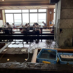 一山いけす - 店内