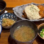 土鍋炊ごはん なかよし - チキン南蛮定食(追加生玉子)