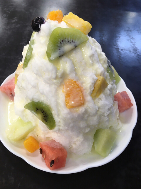 若松かき氷 白ねこ - 二島/ソフトクリーム | 食べログ