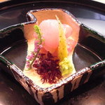 日本料理 櫻川 - 甘鯛の昆布〆に南瓜のけんとあしらい。