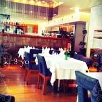 IL PINOLO 梅田 - 広々として静かな音楽が流れる店内