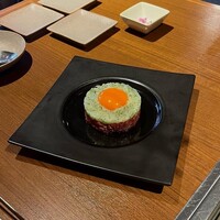 焼肉うしごろ 表参道店 - 富山産白海老の和牛ユッケ