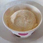 サーティワンアイスクリーム - 料理写真:「バニラ」のアイスクリーム