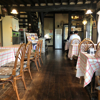 レストラン画廊_2