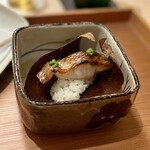 銀座 鼓門 - 焼アカムツの朴葉ずし