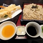 Kazokutei - 真穴子と海老の天ざる蕎麦