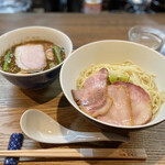 らぁ麺 紫陽花 - 【限定】甘辛酸のつけ麺 ちゃーしゅーTP