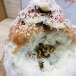 かき氷店 小桃 - 中には胡桃がたくさん！