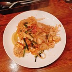 炭火焼タイ料理 THAI THAN - 