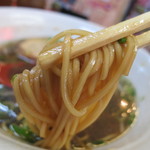 さん源醤 - コク醤油の細麺・めっちゃ細いです。