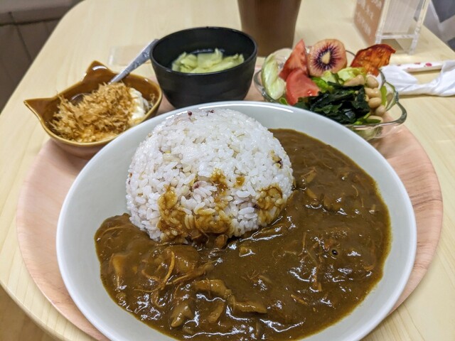 ふるふる &ndash; 泉外旭川カフェ | 秋田市で味わう癒しのスイーツとコーヒー