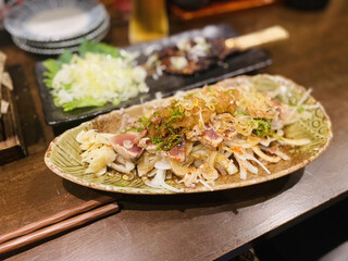 炙りもんと蕎麦 満月 - 鰹のたたき