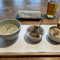 ザ タヴァン グリル＆ラウンジ - 