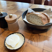 ザ タヴァン グリル＆ラウンジ - 