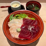 Sushiya No Kampachi - 【ランチ】漬け本鮪とゴマだれ真鯛の2色丼