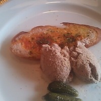 イノーヴェ - 次男坊のレバーのパテ