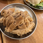 大衆飯店かね子 - ハチノスメンマ