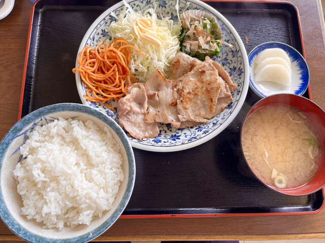 満腹食堂>