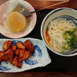 こだわり手打ちうどん 山 - オリーブEgg釜玉／トリ天／おでん（こんにゃく・大根）